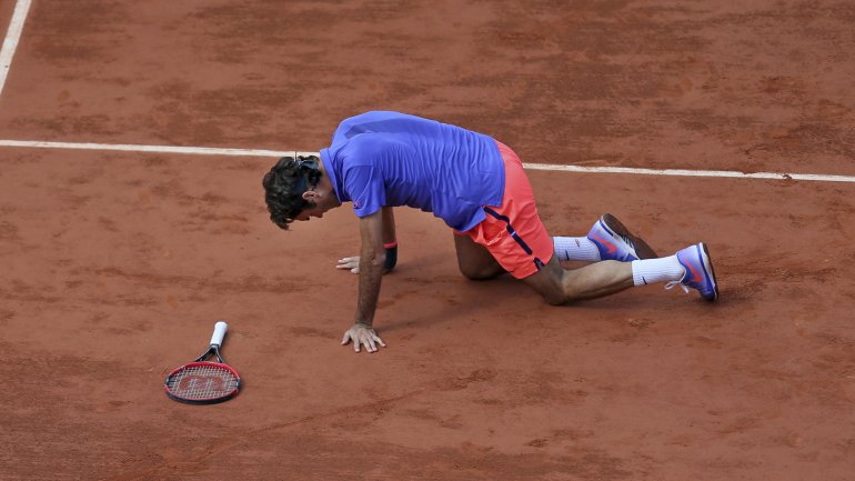 Roland Garros 2015: Federer cae ante Wawrinka, Tsonga semifinalista