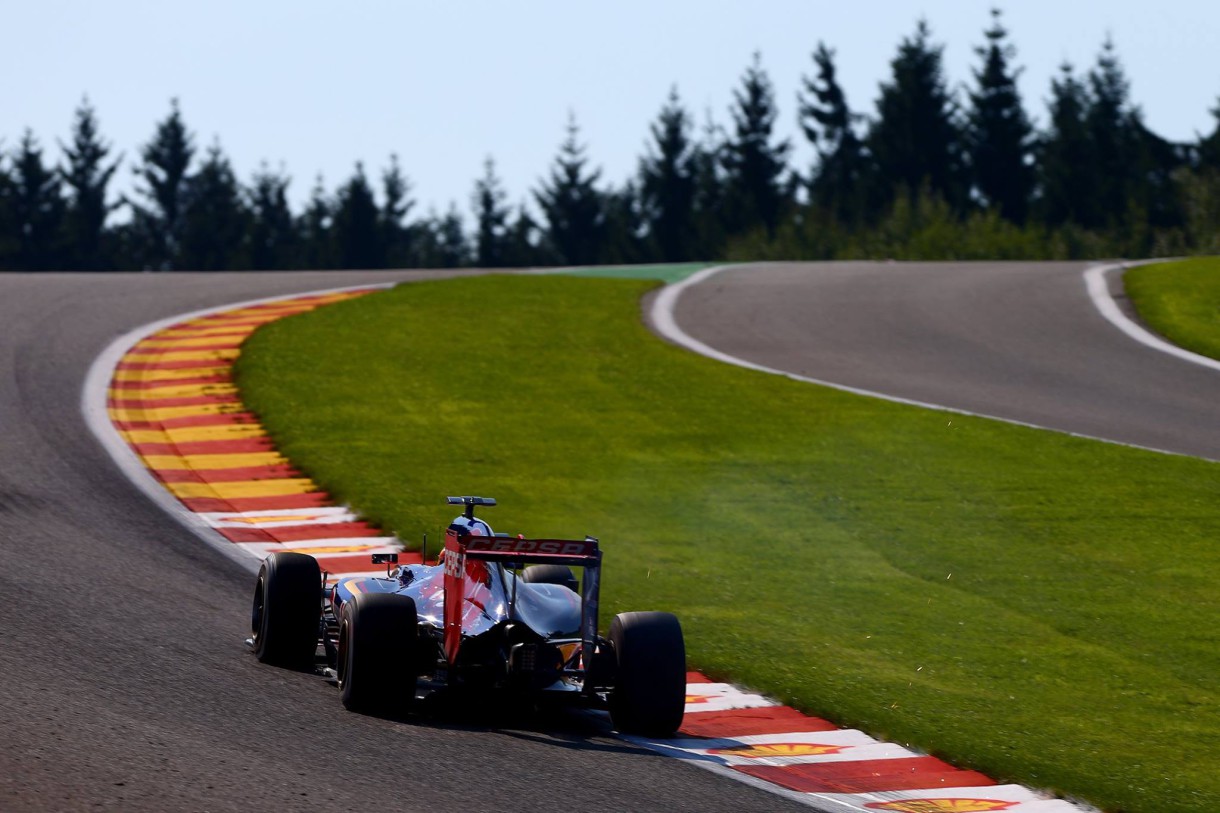 GP de Bélgica 2015 de Fórmula 1: pole para Hamilton, Sainz 10º, Alonso 18º y Merhi 20º