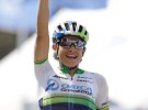 Vuelta a España 2015: victoria y liderato para Esteban Chaves en la primera etapa válida