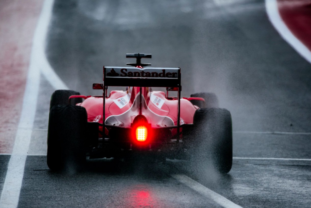 GP de Estados Unidos 2015 de Fórmula 1: Rosberg es el más rápido de unos libres marcados por la lluvia