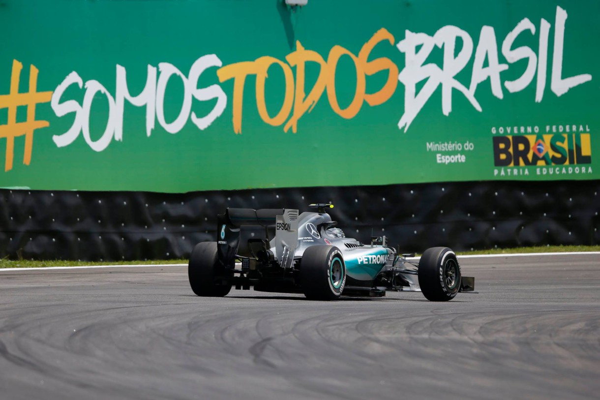 GP de Brasil 2015 de Fórmula 1: victoria para Rosberg por delante de Hamilton, Alonso 16º