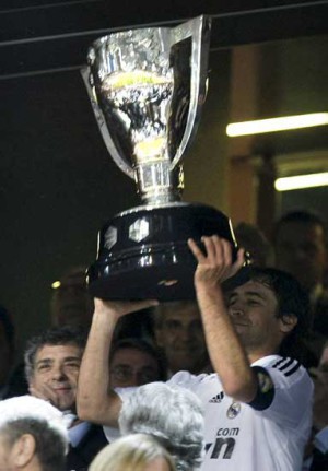 Raúl ganó seis ligas con el Real Madrid