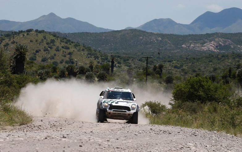 Dakar 2016: victorias de Rodrigues e Hirvonen, Price y Peterhansel a un día del título