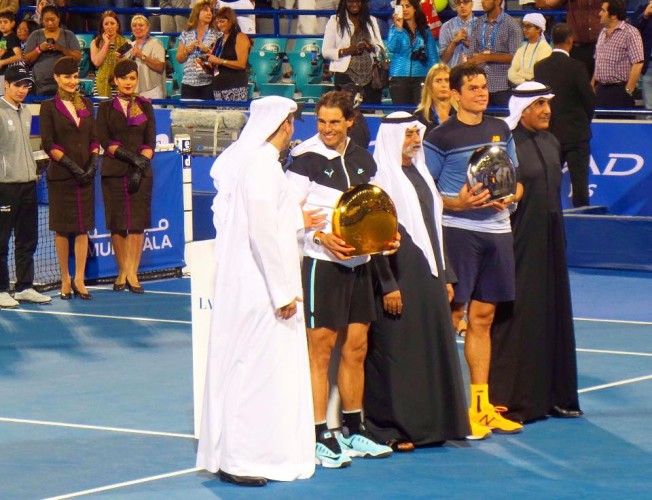 Rafa Nadal gana en Abu Dhabi
