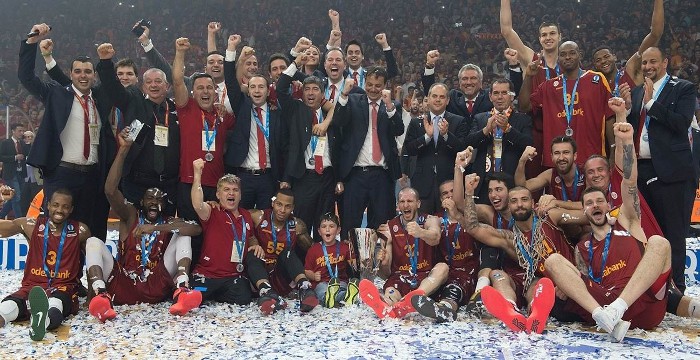 El Galatasaray gana la Eurocup de 2016 con el otro McCollum