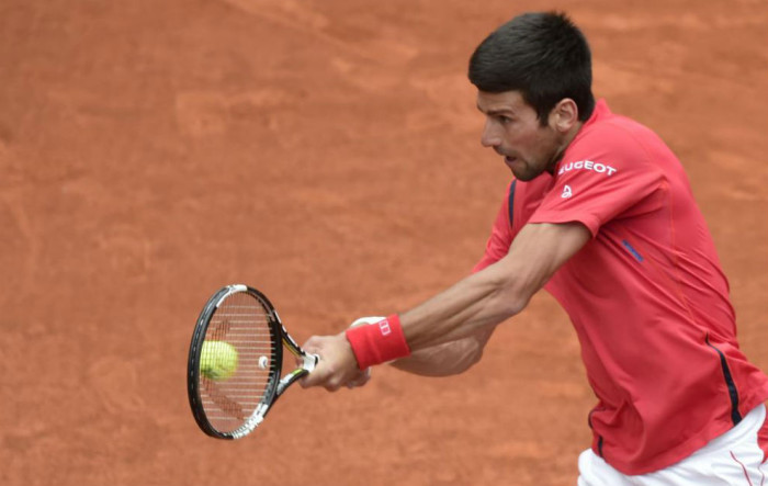 Djokovic a cuartos de final en Madrid