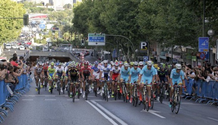 Los 22 equipos que participarán en la Vuelta a España 2016