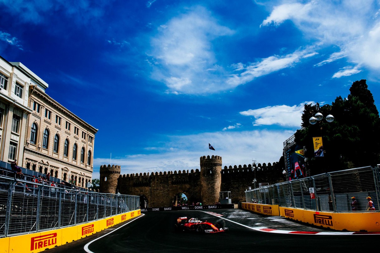 GP de Azerbaiyán 2016 de Fórmula 1: pole para Rosberg, Sainz 13º y Alonso 14º