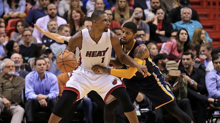 NBA: Bosh, con los pies fuera de Miami y ante un futuro lleno de incertidumbre