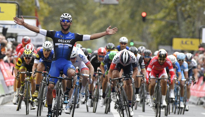 Fernando Gaviria gana la París – Tours 2016