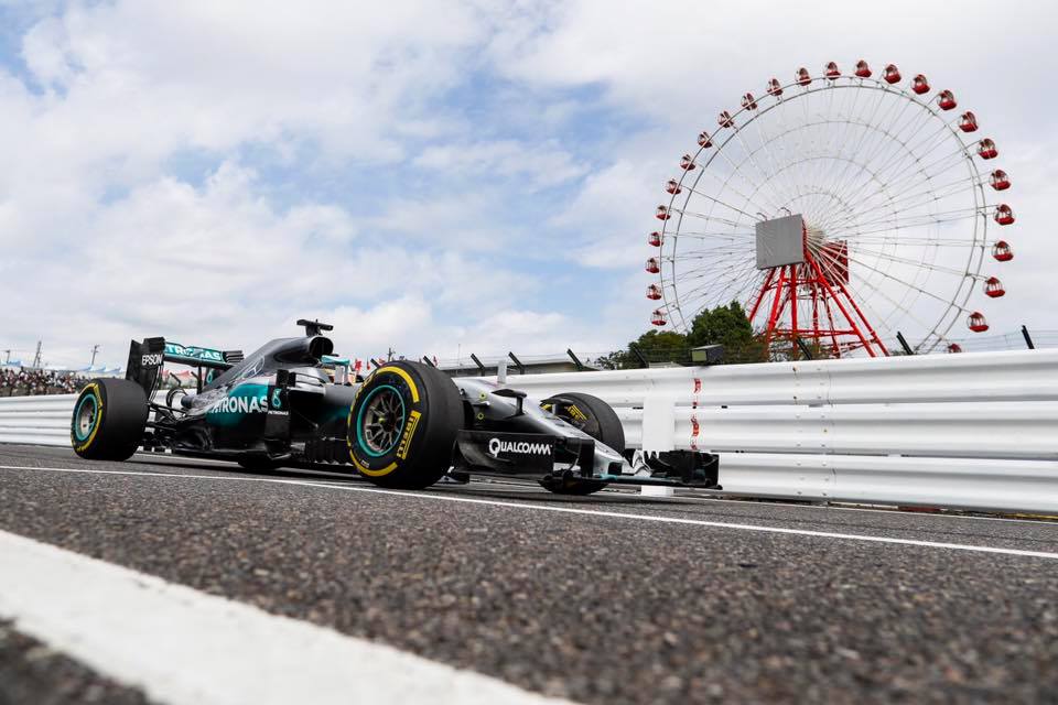 GP de Japón 2016 de Fórmula 1: pole para Rosberg, Sainz 14º y Alonso 15º