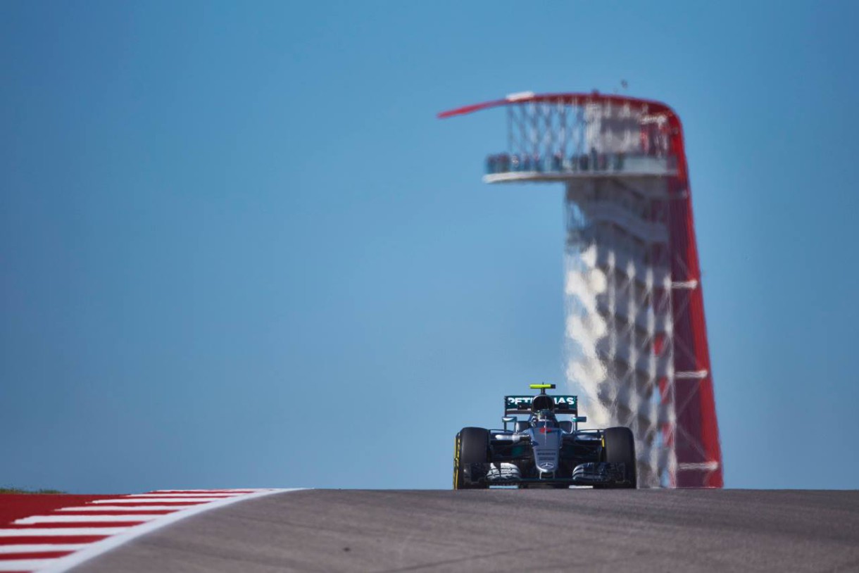 GP de EEUU 2016 de Fórmula 1: pole para Hamilton, Sainz 10º y Alonso 12º