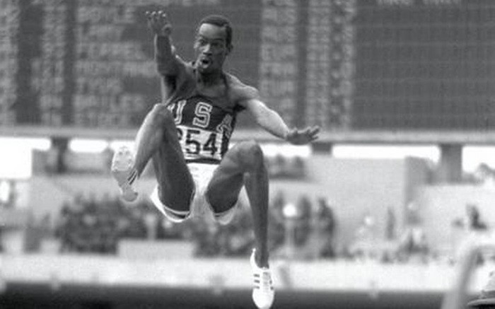 Tal día como hoy… Bob Beamon fijaba el récord mundial más duradero del atletismo