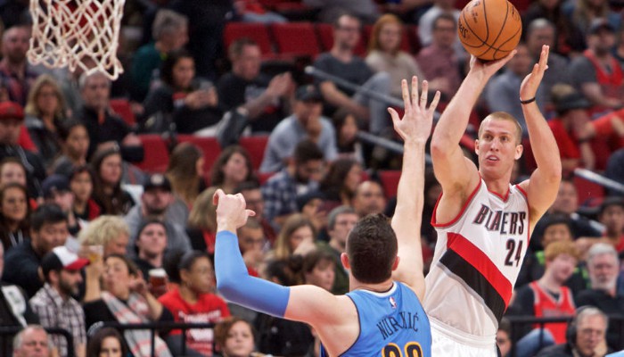 NBA: Nuggets y Blazers intercambian a Nurkic y Plumlee