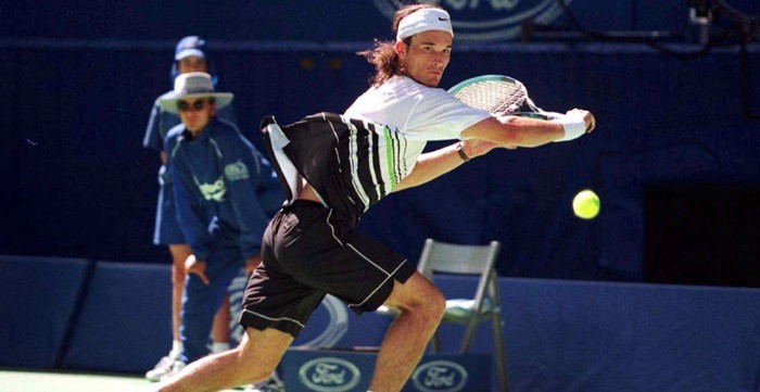 Tal día como hoy… Carlos Moyá se convierte en el primer español en alcanzar el número uno de la ATP