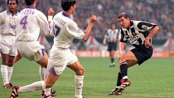 Zidane vivió como jugador un final entre Juventus y Real Madrid
