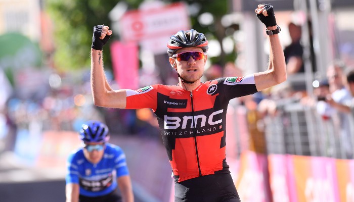 Van Garderen salva el Giro con una victoria de etapa