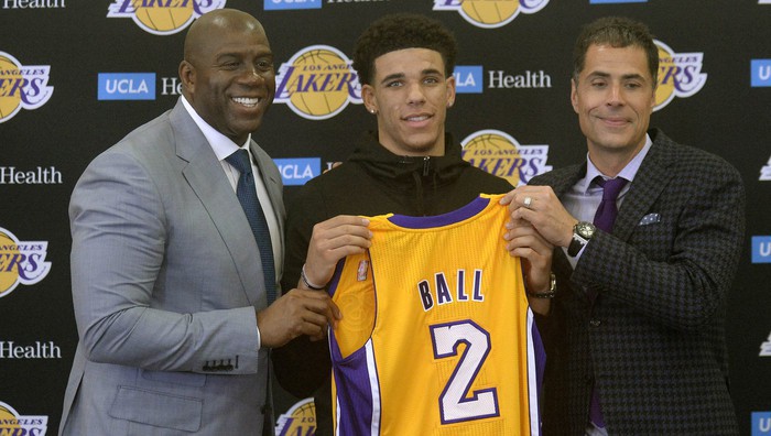 Lonzo Ball fue la elección de los Lakers con el número 2 del draft