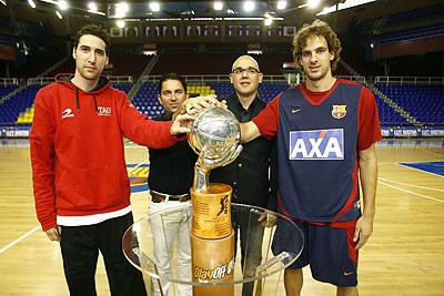 Arranca la Final de la Liga ACB entre Axa Barcelona y Tau Vitoria