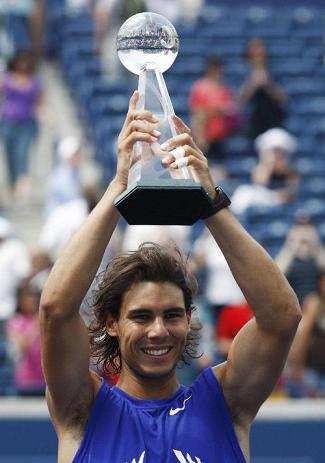 Nadal gana en Toronto y se acerca al número 1