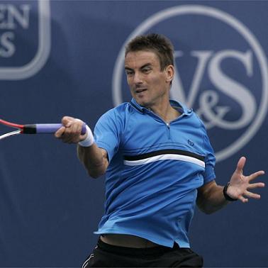 Comienza el Master de Cincinnati: Robredo pasa, Feliciano cae