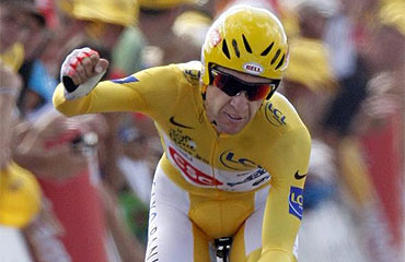 Carlos Sastre, virtual ganador del Tour de Francia 2008