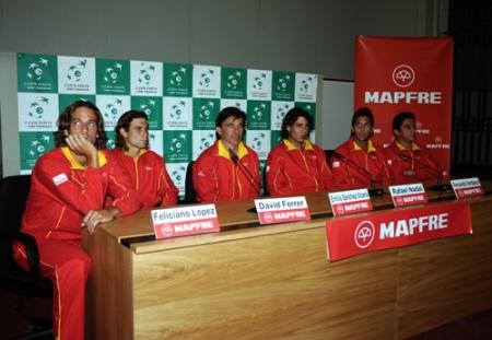 España continúa preparando su enfrentamiento en la Copa Davis frente a EEUU