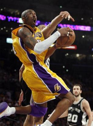 Y ahora Kobe Bryant dice que no se opera