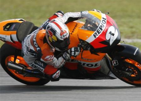 Pole position para Pedrosa en el GP Malasia