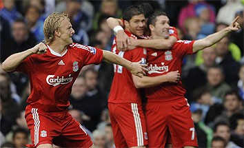 El Liverpool vence al Chelsea con gol de Xabi Alonso