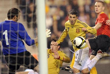 España derrotó por 1-2 a Bélgica en un emocionante partido