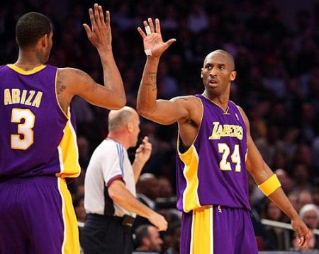 Kobe Bryant consigue 61 puntos y Pau Gasol 31 en la victoria de Lakers ante Knicks