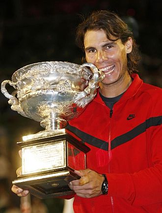 Rafa Nadal gana a Federer el Open de Australia y sigue haciendo historia