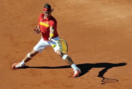 Copa Davis: Nadal pasa por encima de Tipsarevic y da ventaja 2-0 a España frente a Serbia