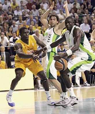 Play offs ACB: Tau y Barcelona ya están en semifinales