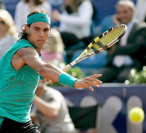 Nadal cambia de mentalidad y hace lo correcto