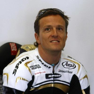 Gibernau tiene que dejar MotoGP tras la retirada de su patrocinador