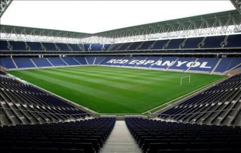 El Espanyol inaugura esta noche su nuevo estadio ante el Liverpool