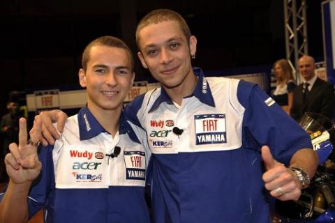 Jorge Lorenzo extiende su contrato con Yamaha hasta 2010