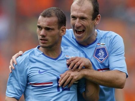 Sneijder y Robben jugarán en el Inter y en el Bayern respectivamente