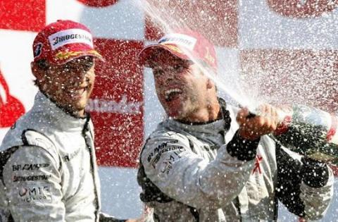 Barrichello gana en Monza y Alonso ocupa la quinta plaza