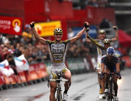 Vuelta a España 2009 Etapa 4: mini sprint para Andre Greipel en la meta de Lieja