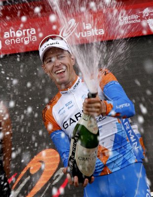 Vuelta a España 09 Etapa 12: Hesjedal gana en Velefique y los favoritos no se mueven