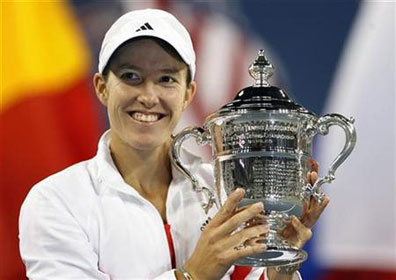 Justine Henin planea volver a las pistas