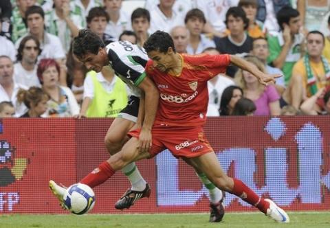 jesus-navas-vs-chris_80707.jpg
