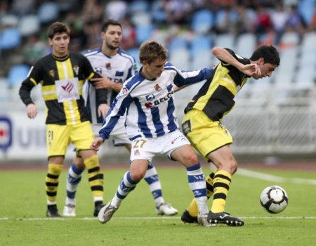 Liga Española 2ª División: la Real vuelve a la cabeza de la tabla tras la jornada 9