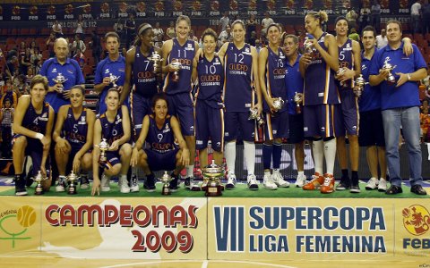 Ros Casares gana la Supercopa de baloncesto femenino