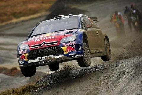 El Mundial de Rallies se decide en Gran Bretaña donde Loeb toma ventaja sobre Hirvonen