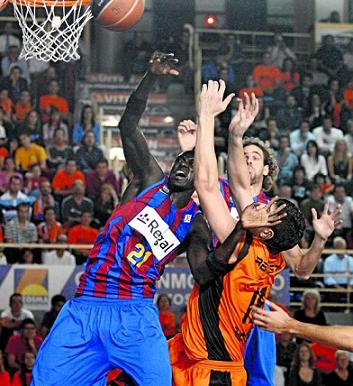 ACB Jornada 8: el Barcelona mete presión al Real Madrid que juega hoy ante DKV Joventut