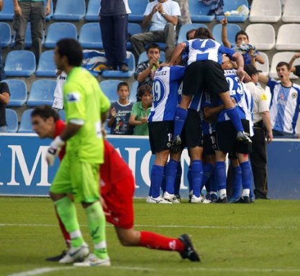 Liga Española 2009/10 2ª División: goleadas del Cartagena y del Hércules en la jornada 10